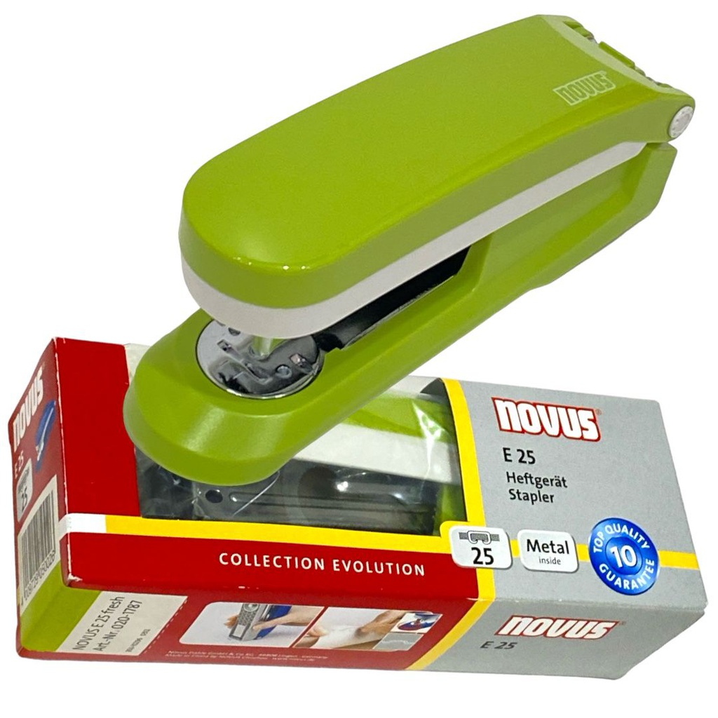 دباسة نوفس اخضر 25 ورقة NOVUS E25