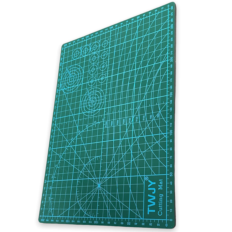 ارضية تقطيع بلاستيك