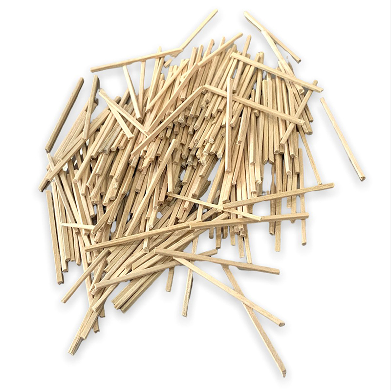 اعواد خشب سادة شد/ك 40 درزن