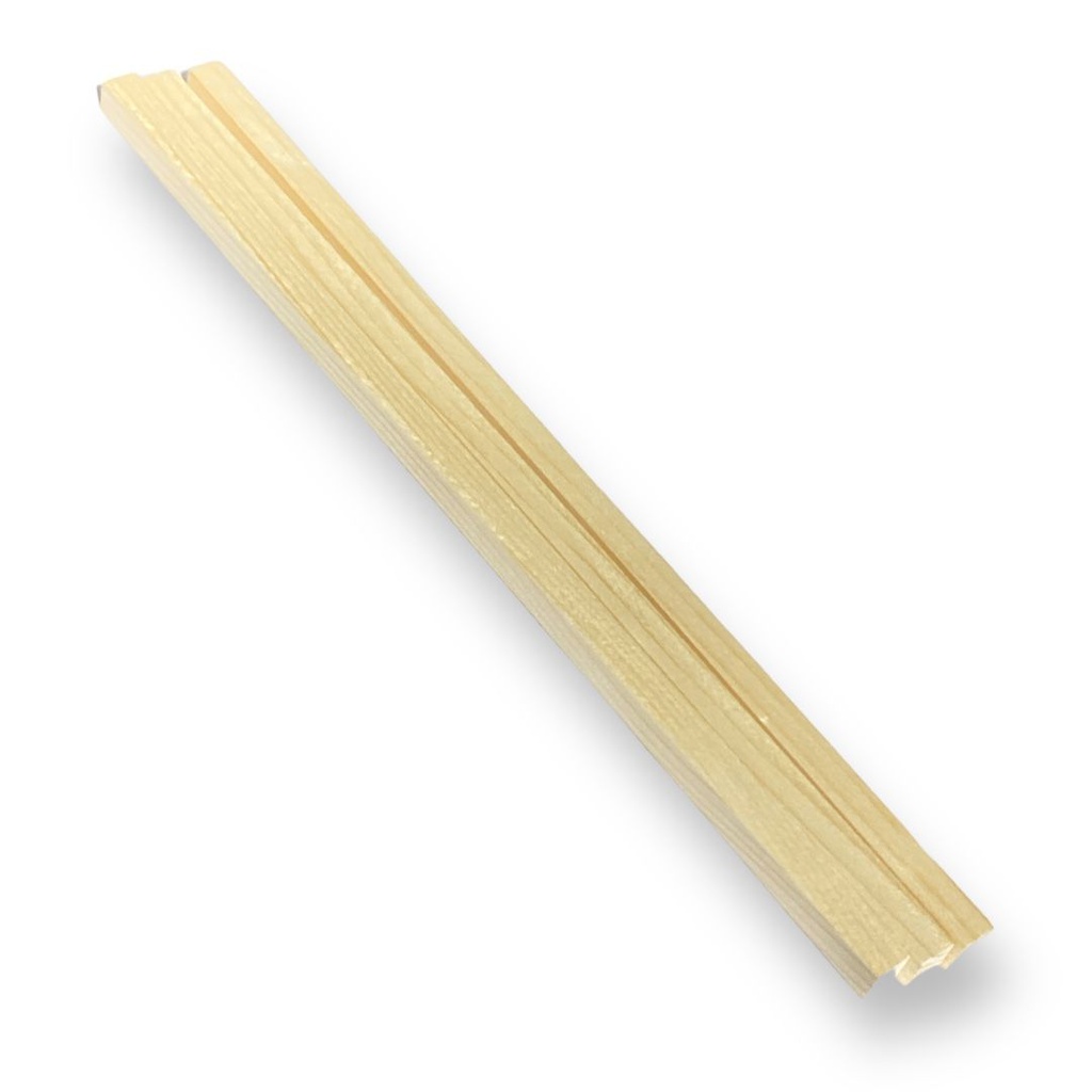 اعواد خشب طويلة